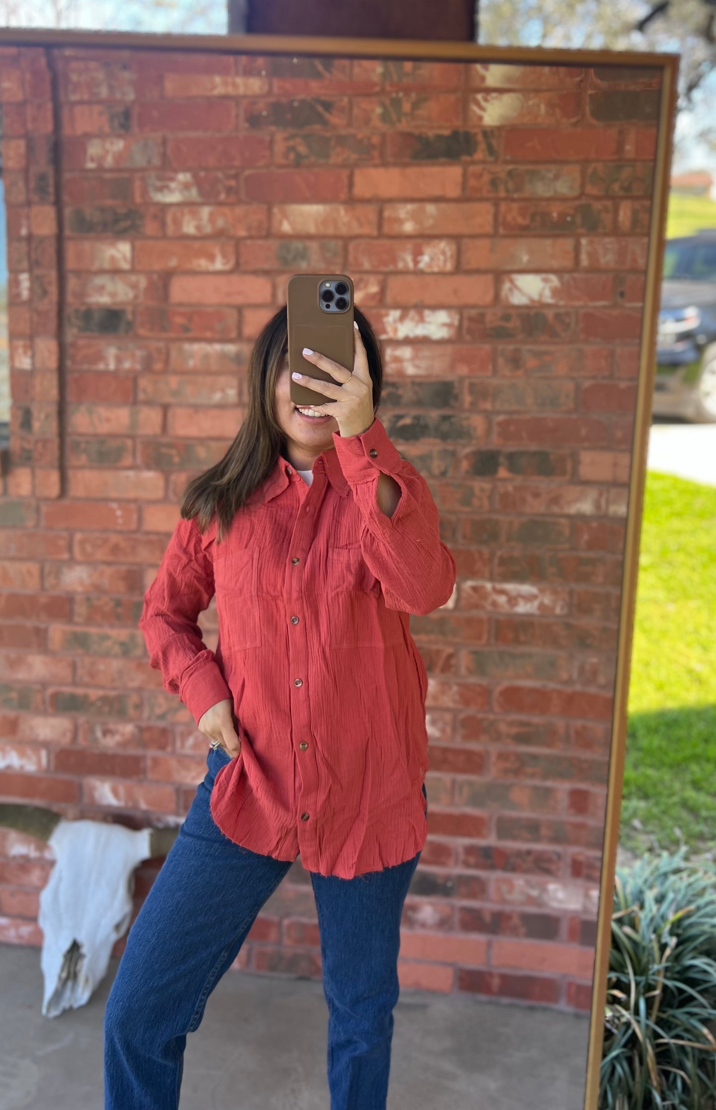 OVERSIZED BUTTON UP SHIRT