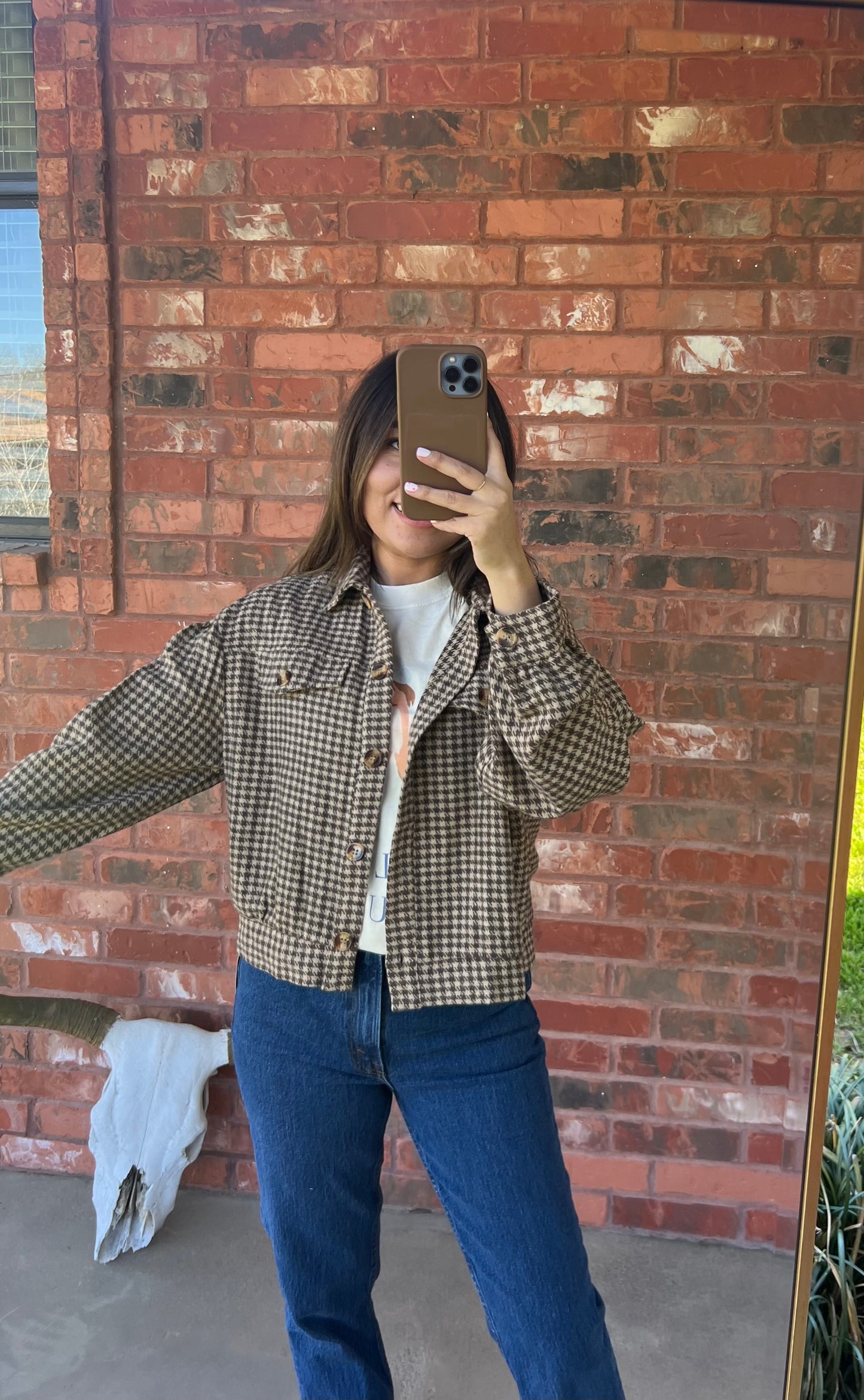 Timeless Houndstooth Pattern Button-Up Cropped Shacket