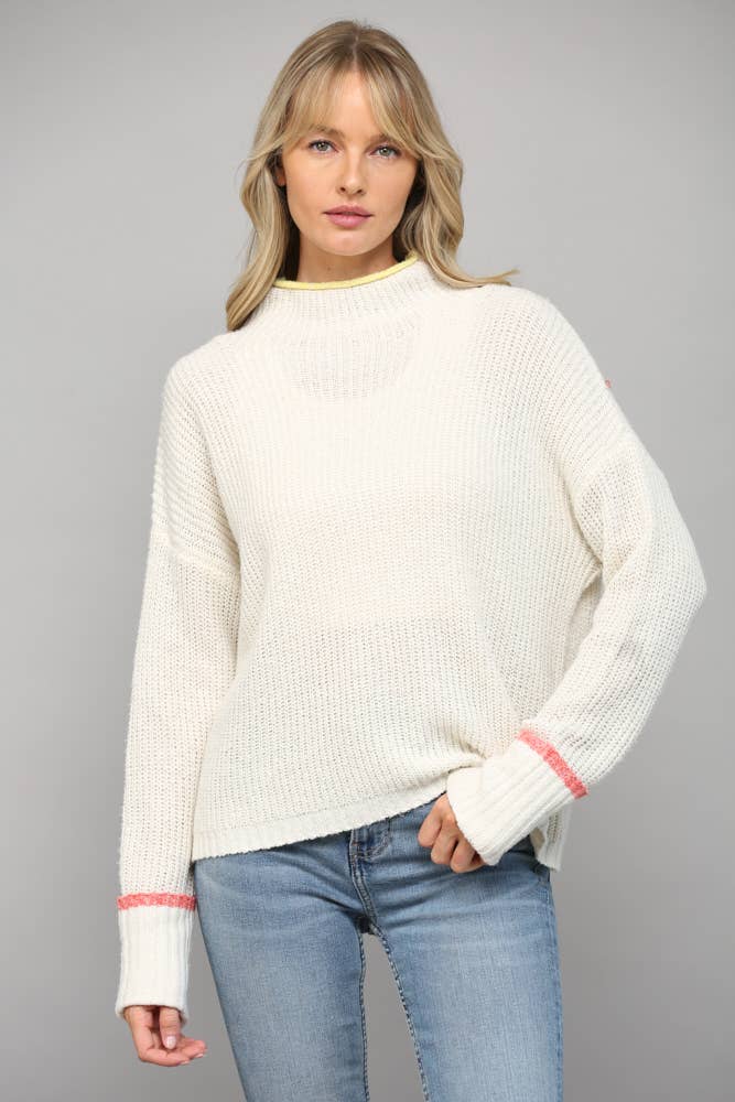 CONTRAST COLOR TIPPED MOCK NECK SWEATER